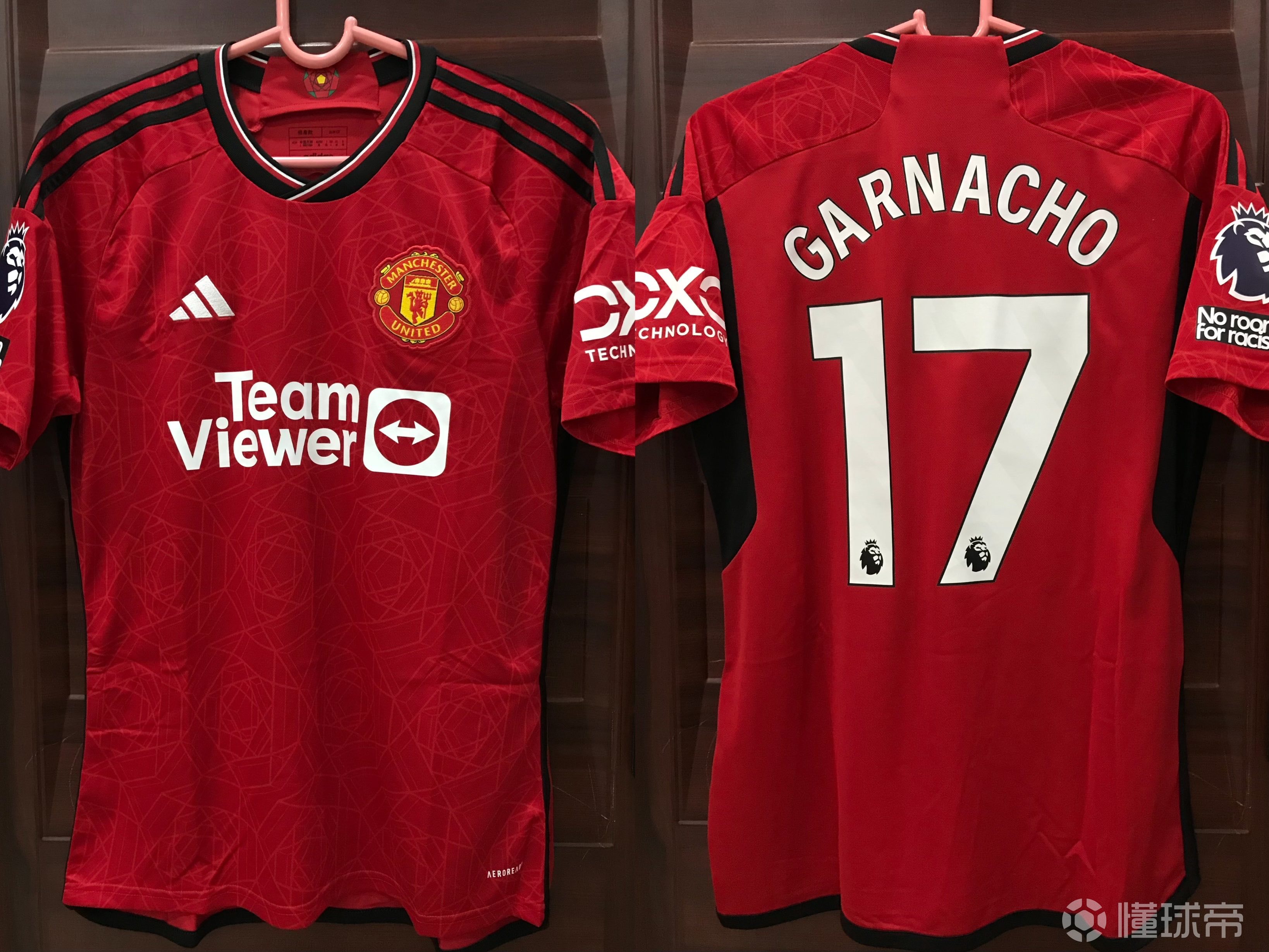 曼联最新球服亮相引发时尚风暴!