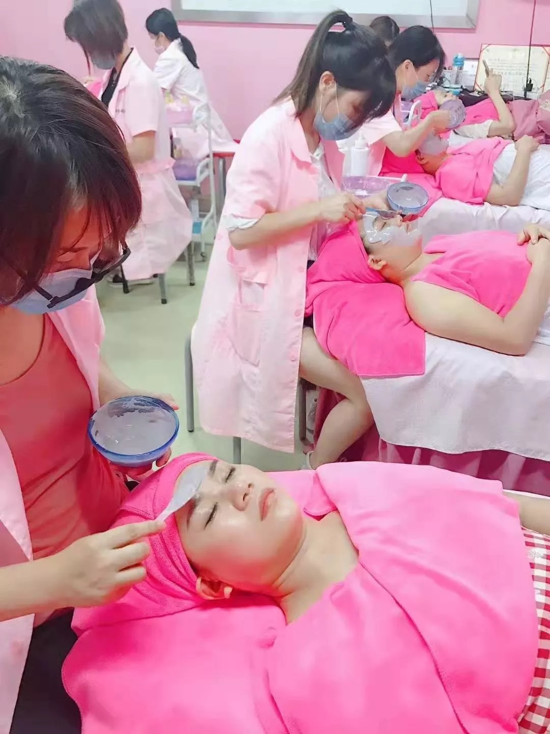 时代变迁下的美容技术革新，国内最新美容技术揭秘