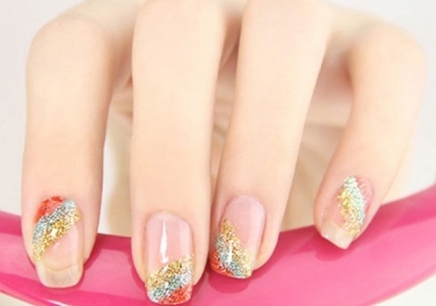 最新美甲课程,科技之美触手可及,打造时尚指尖艺术