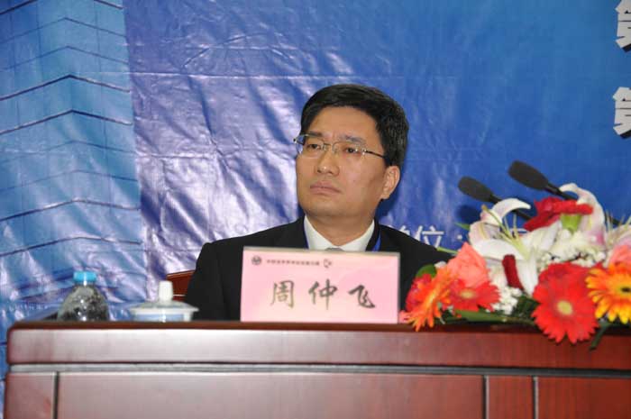 周仲飞最新发现,小巷中的美食秘密