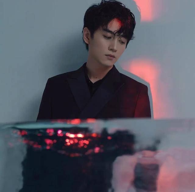 陈晓最新写真,时尚潮流与摄影艺术的交融之美