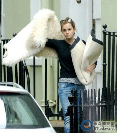 Emma Watson最新男友,自然美景中的浪漫之旅