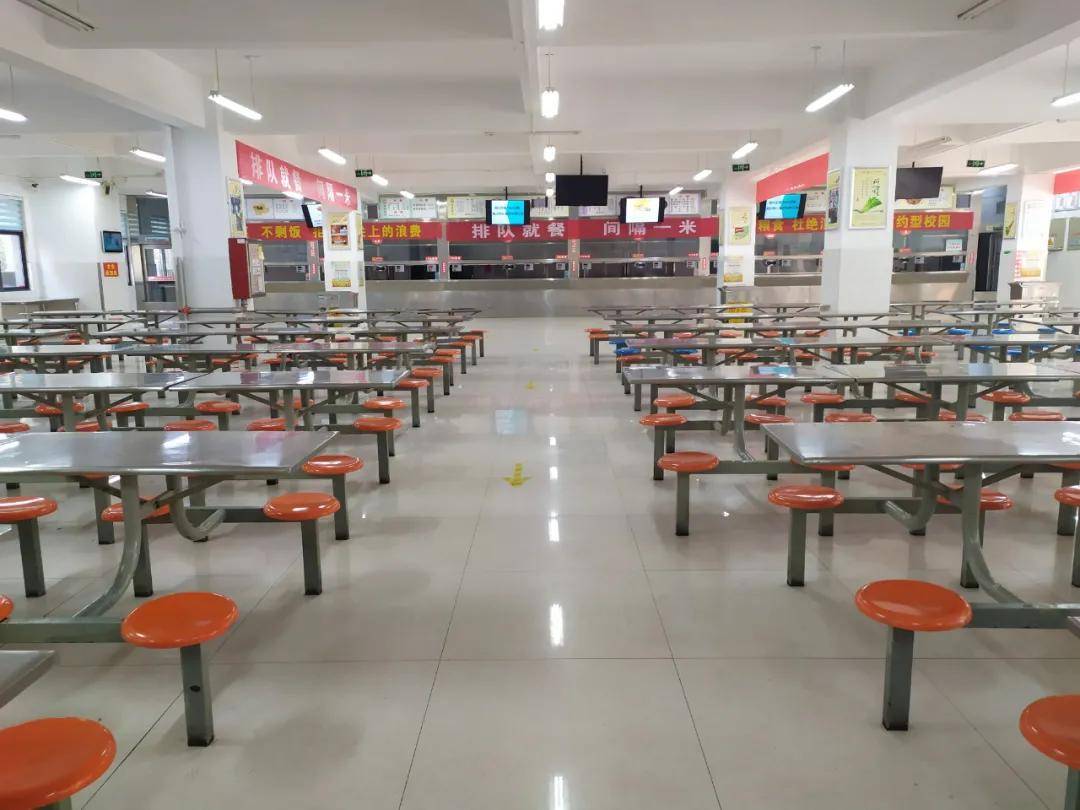 三期必开一期免费,稳固执行战略分析_OMU79.158世界版