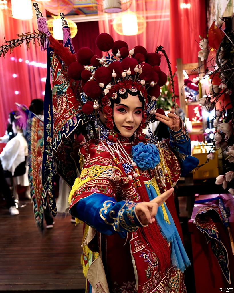 2024新澳门王中王正版,科学解释分析_SOO79.872加速版