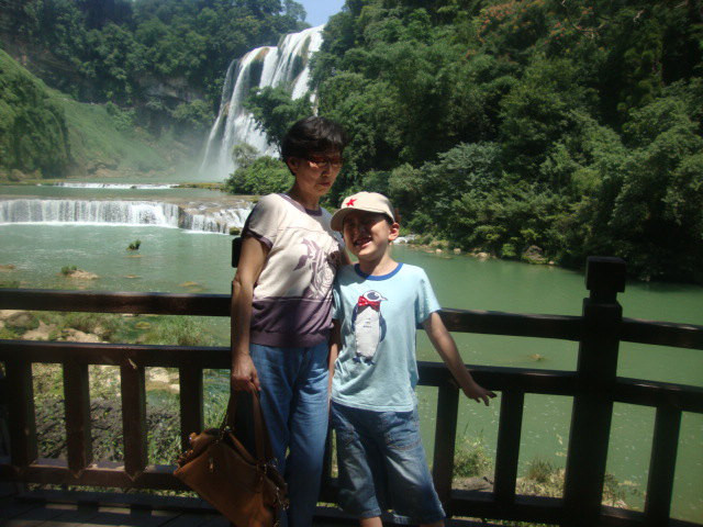 现代都市中的爱情与幸福探索，贵阳夫妻最新系列