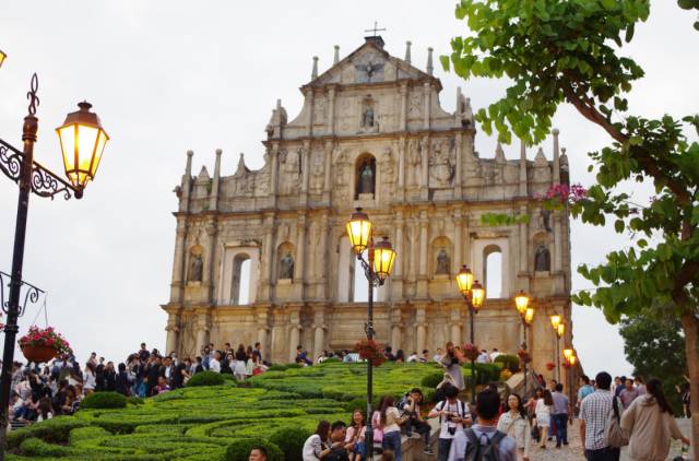 大三巴的资料一肖,数据获取方案_ZYK23.164时尚版