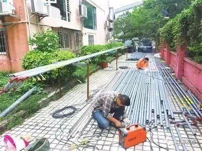 亿湖名苑最新动态,变化中的学习之旅,自信与成就感的源泉,新进展揭秘