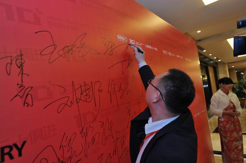 今日最新签名发布中心,精选个性签名大集结发布