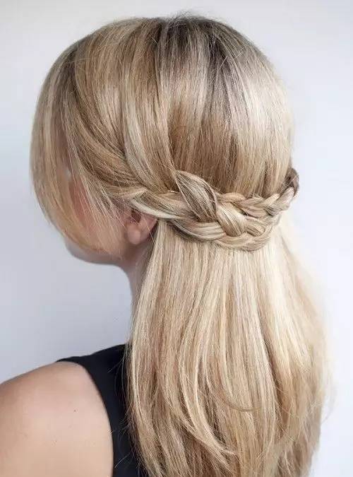 最新水母头剪发教程,一步步掌握剪发技巧的视频分享