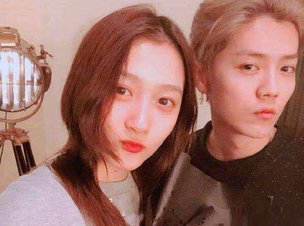 鹿晗与关晓彤的最新动态，星光变化中的励志力量