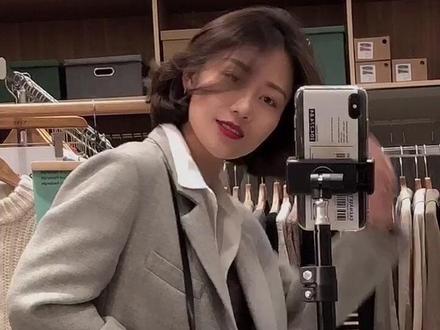 吴茜妮最新动态，时尚先锋，跨界新星闪耀全场