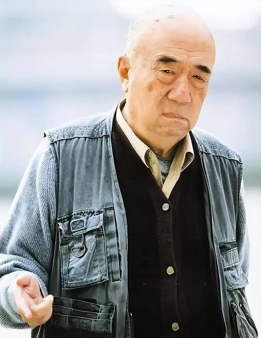 演员家鼎，炸裂演技，魅力四射的荧幕之星