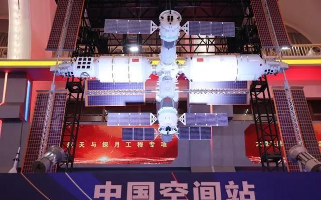 康泰医学上市，科技新星引领健康未来