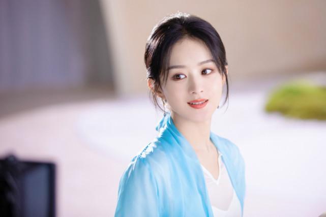 赵丽颖最新动态，演艺之路的璀璨星光与公众关注焦点揭秘