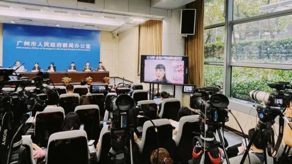 疫情最新访谈回顾与前瞻，回顾进展与展望未来挑战