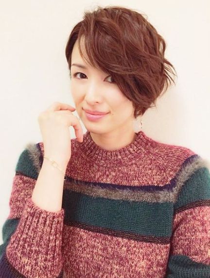 日本熟女明星的温馨日常,爱与陪伴的时光