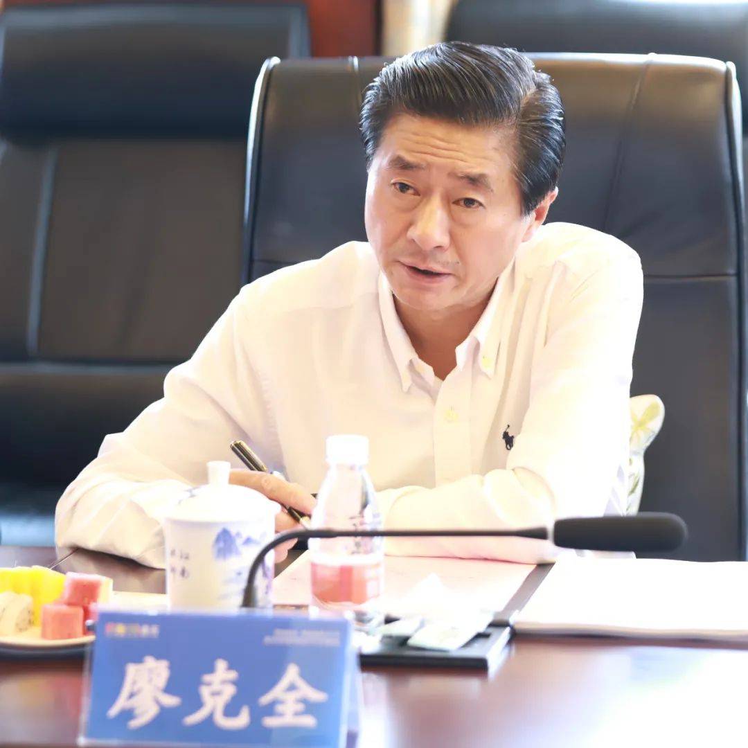 廖克全的最新日常，爱与陪伴的温馨时光