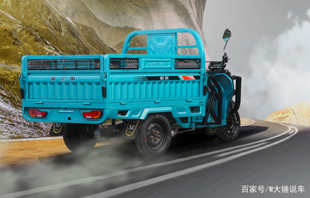 宗申新款四缸三轮车，速度与激情的领略之旅！