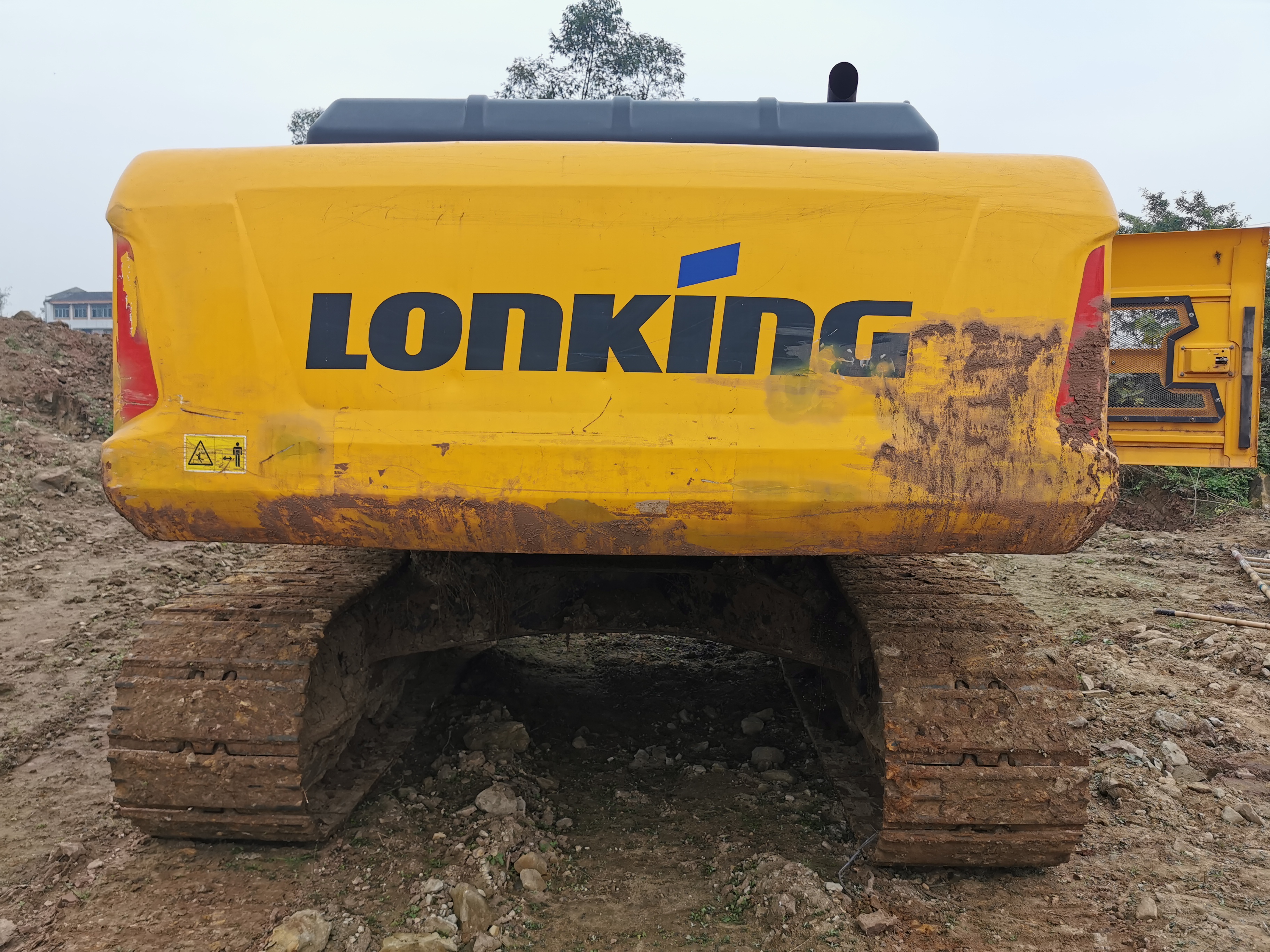 最新龙工挖掘机，领略工程机械的非凡魅力