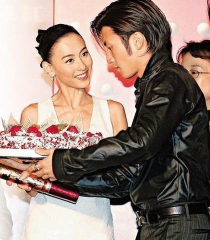 锋菲恋最新动态,情歌时代旋律与深远影响