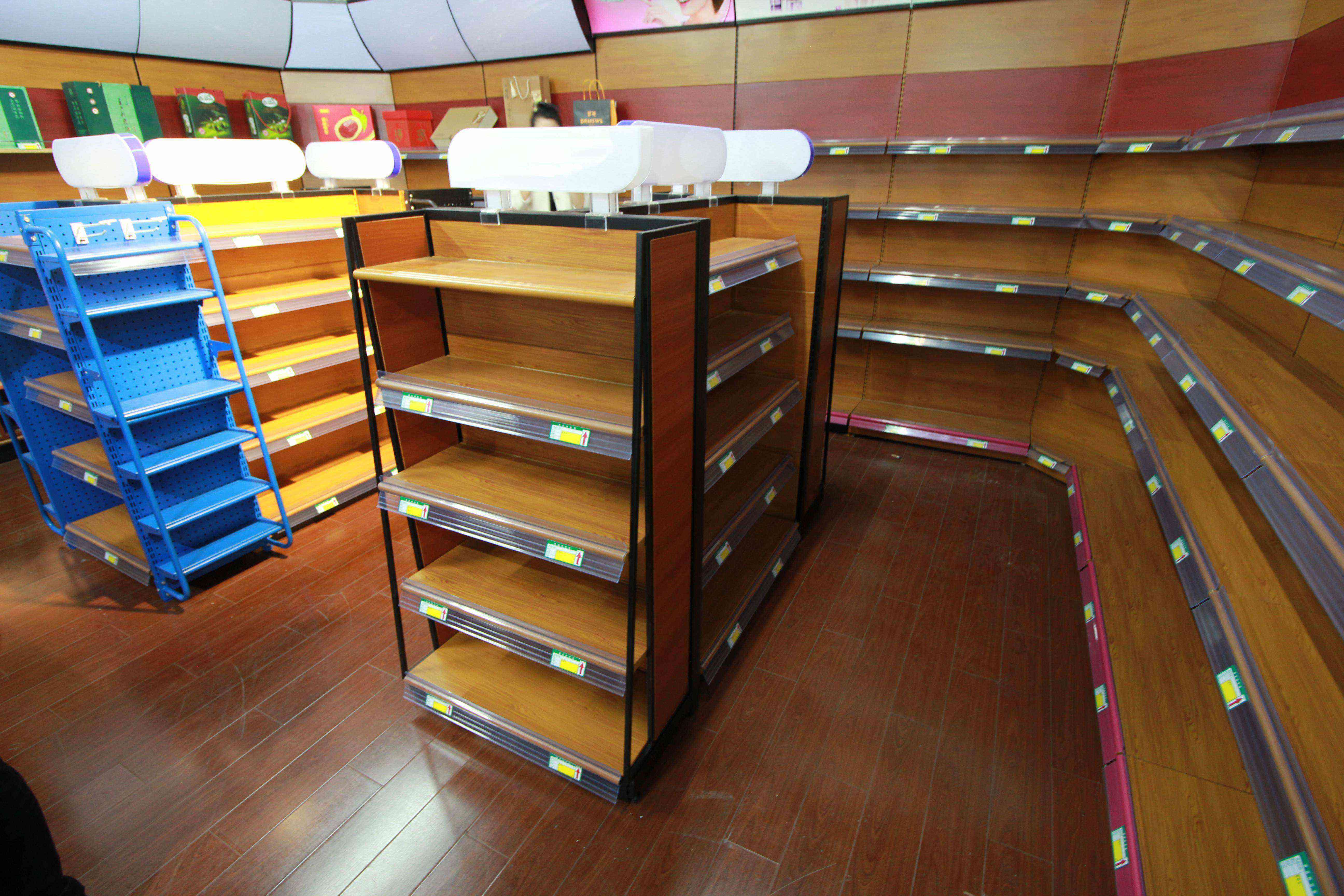 最新款货架，小巷宝藏小店的秘密武器