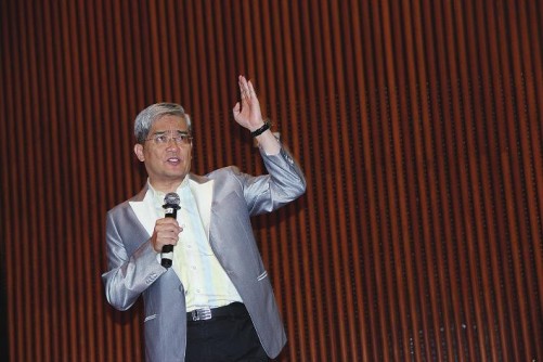 朗咸平最新演讲,友情与陪伴的温馨故事视频揭晓