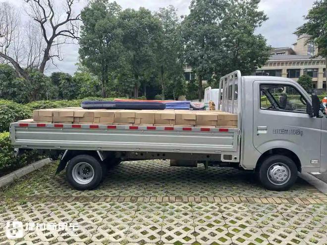 最新五菱货车,驶向自然怀抱,探寻宁静之旅