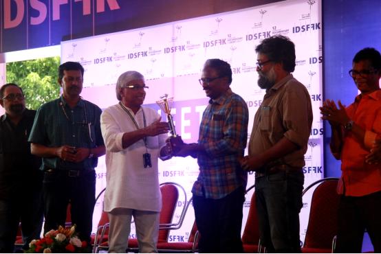 最新电影奖项揭晓,影视业的荣耀时刻聚焦