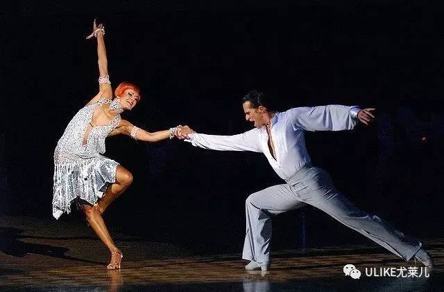 伦巴最新舞,小巷深处的舞蹈魅力