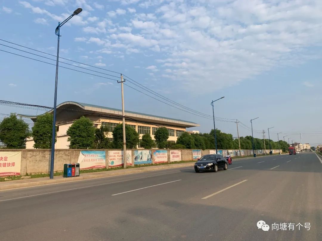 向塘最新动态，科技重塑生活，未来之光体验之旅