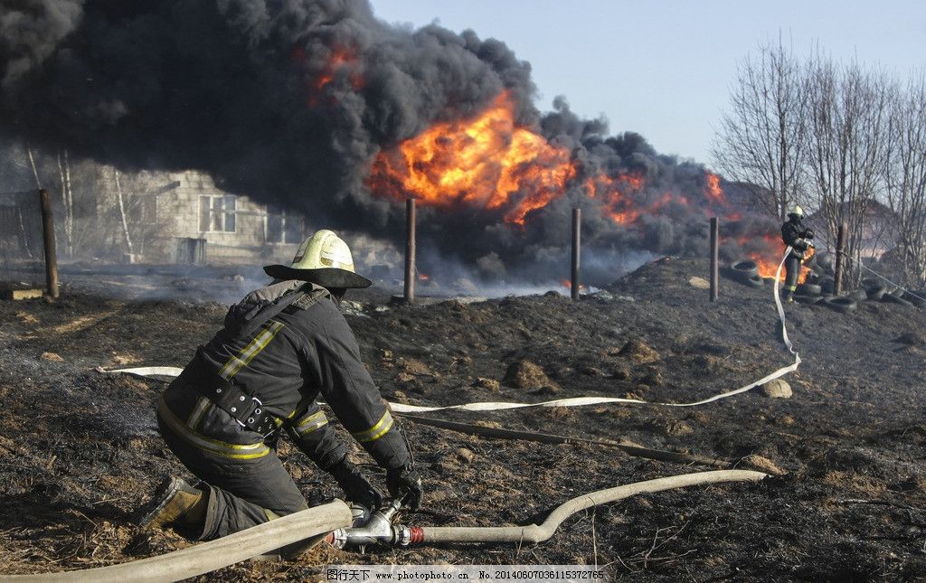 消防员最新救火行动,英勇无畏,时代英雄的光辉展现
