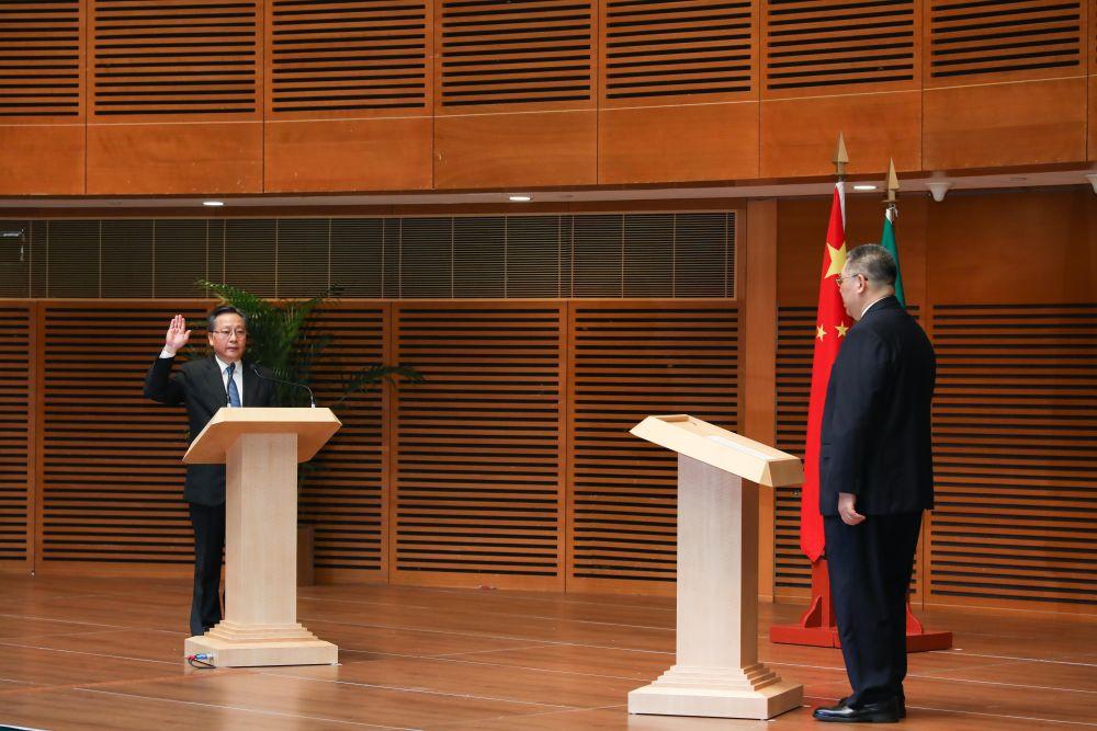 停车场服 第570页