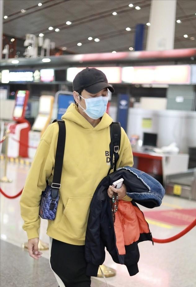 科技神器助力男士重塑青春风采,最新减龄必备之选!