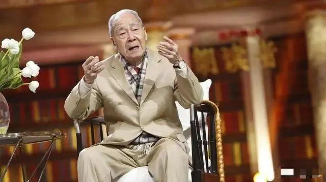 许渊冲,翻译界的耀眼明星