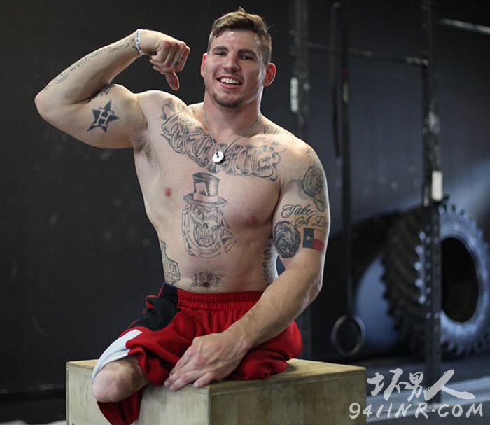 无腿男子如何独立完成生活任务与技能学习——挑战与策略