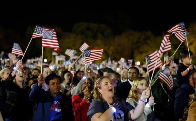 最新美国选举民调,科技重塑投票体验的影响