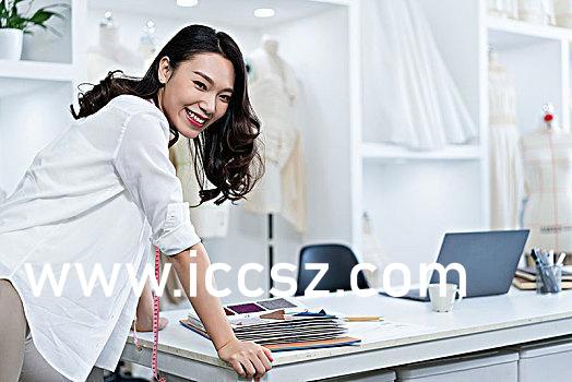 芝芝最新丝袜,小巷时尚秘境的探秘之旅