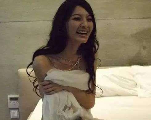 明星潜规定之皇,小巷独特风味揭秘