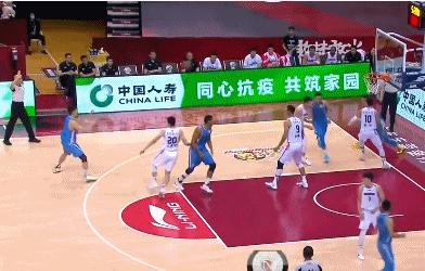 易建联篮球巨星风采与成长历程揭秘