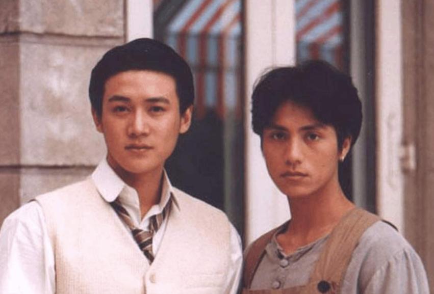 黄磊的轻逸之旅,与自然美景的邂逅,探寻内心平和的力量