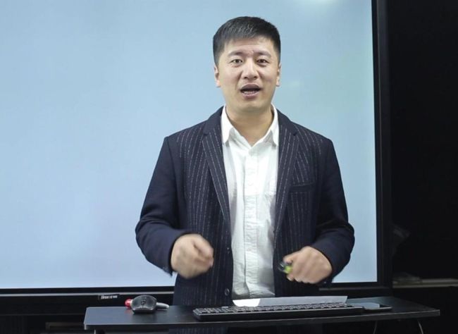 张雪峰老师最新演讲视频,科技前沿的震撼之旅揭秘!