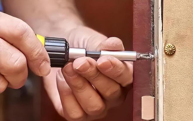 王力锁创新开锁技巧,探索现代锁具解锁的新境界