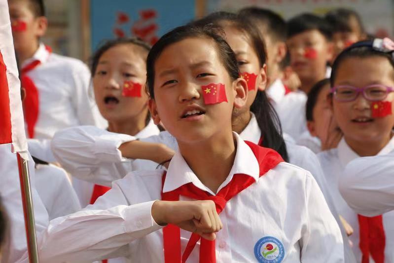 最新小学适宜歌曲,培养学习与成长中的自信与成就感之歌