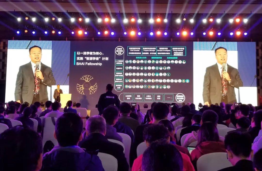 人工智能前沿动态探索,自信前行,砥砺未知之旅