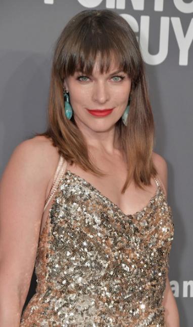 星光小巷偶遇,明星女主与隐藏特色小店的奇妙邂逅