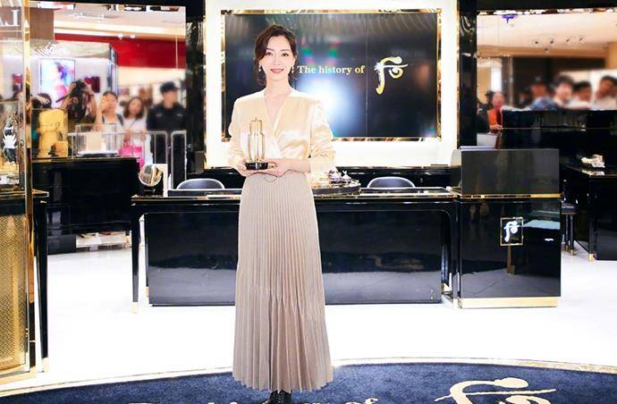 陈数最新动态揭秘,忙碌中的温馨日常与友情的力量展现真挚情感魅力