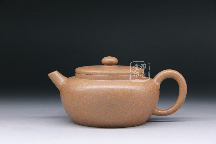 朱斌紫砂壶价格揭秘,小巷深处的紫砂秘境探索