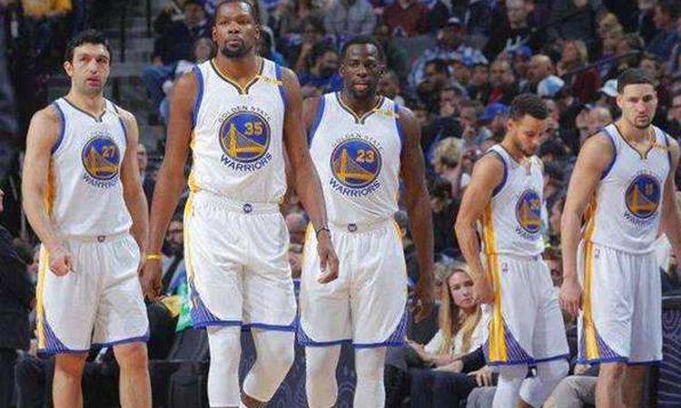 克利夫兰挑战与金州荣耀,骑士与勇士最新激战报道