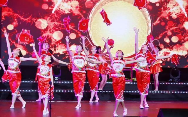 最新晨会鼓舞舞蹈,活力启动,动力源泉振奋人心!