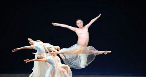 舞蹈女演员,舞出自信,绽放人生精彩